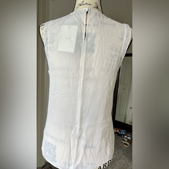 A.L.C White Sleeveless Lace Top. Size 6. NWT🌴 - Picture 6 of 13